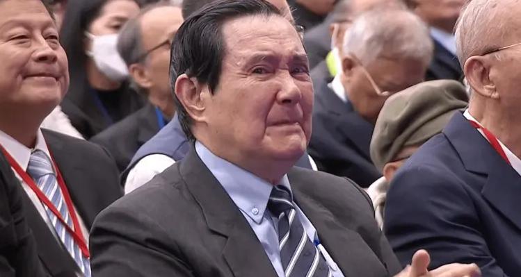 马英九确实该哭,郑丽文凭借一己之力,做了很多人做不到的事:郑丽文今天进行就职