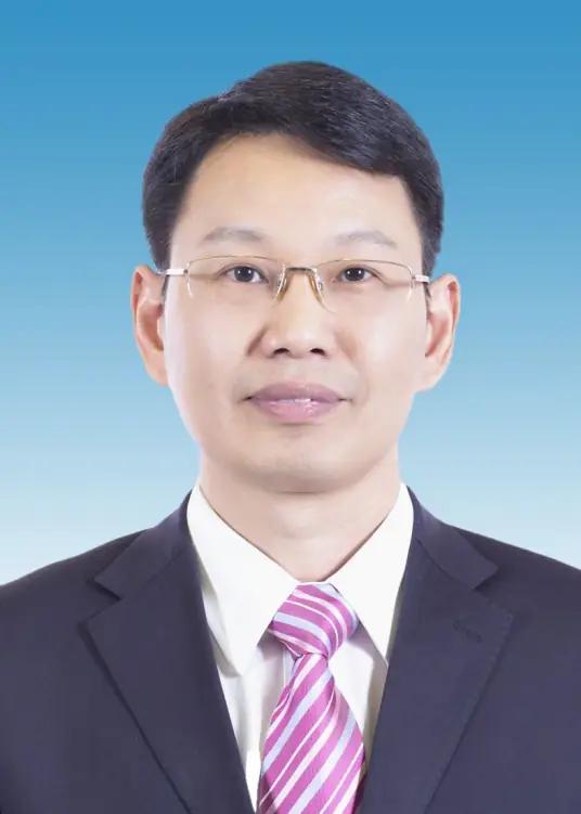 曾任广东省委常委、省委组织部部长的他再提拔！他就是程福波。根据国家国资委网站消息