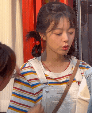 赵今麦完全褪去了稚气赵今麦赵今麦完全褪去了稚气！一沫真挚的情话​​​