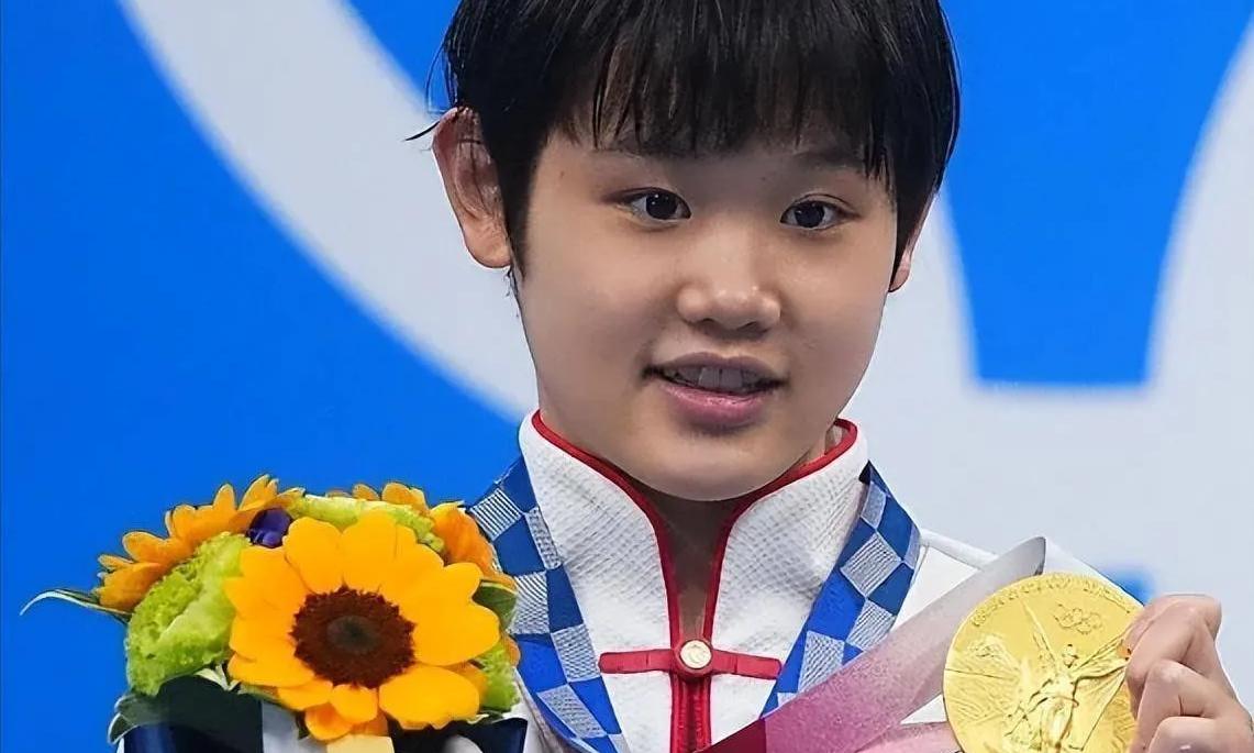 张妈5处记忆被节目打脸！碗底藏肉金项链锁10年，承认扫兴晚了