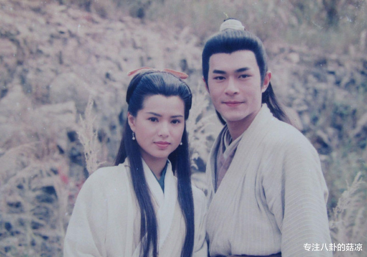 �������ߵ�3�����ľ�, ÿһ��������Ԥ��, ���ڴ���һ��?