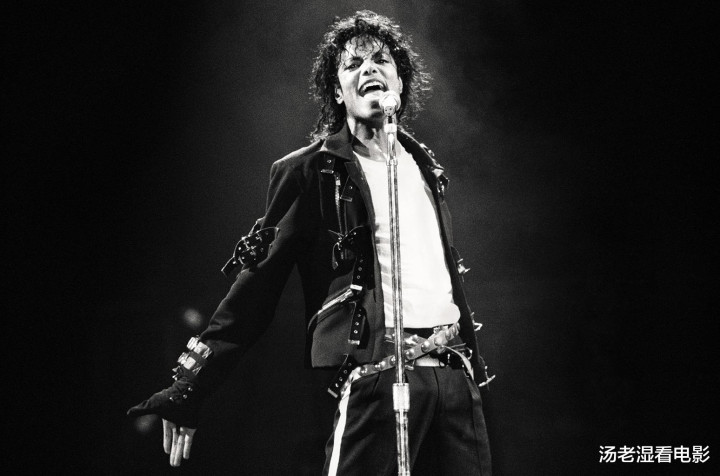 ���������������˶����ܿ�ѷ����ӰƬ��������, 2025��4��18����ӳ