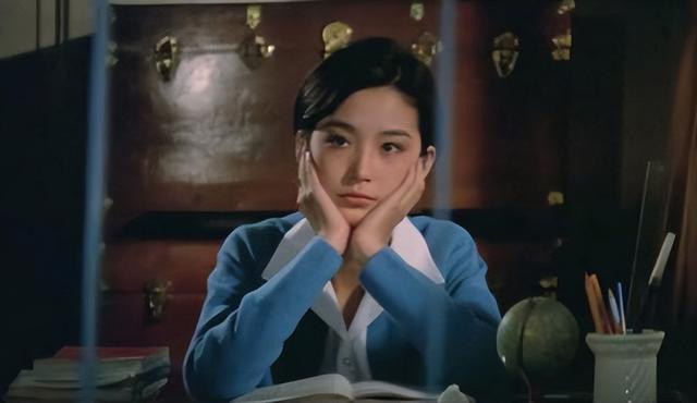 秦汉: 与林青霞虐恋20年, 看了他76岁的处境, 证明周润发没说错!(香港明星,林青霞,秦汉,周润发演的电影)