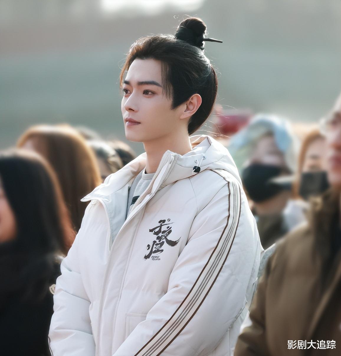 �����¾硶��ҹ�顷����, �����ޱ���ݴ���С��ʿ, �ݺ��ڴ���