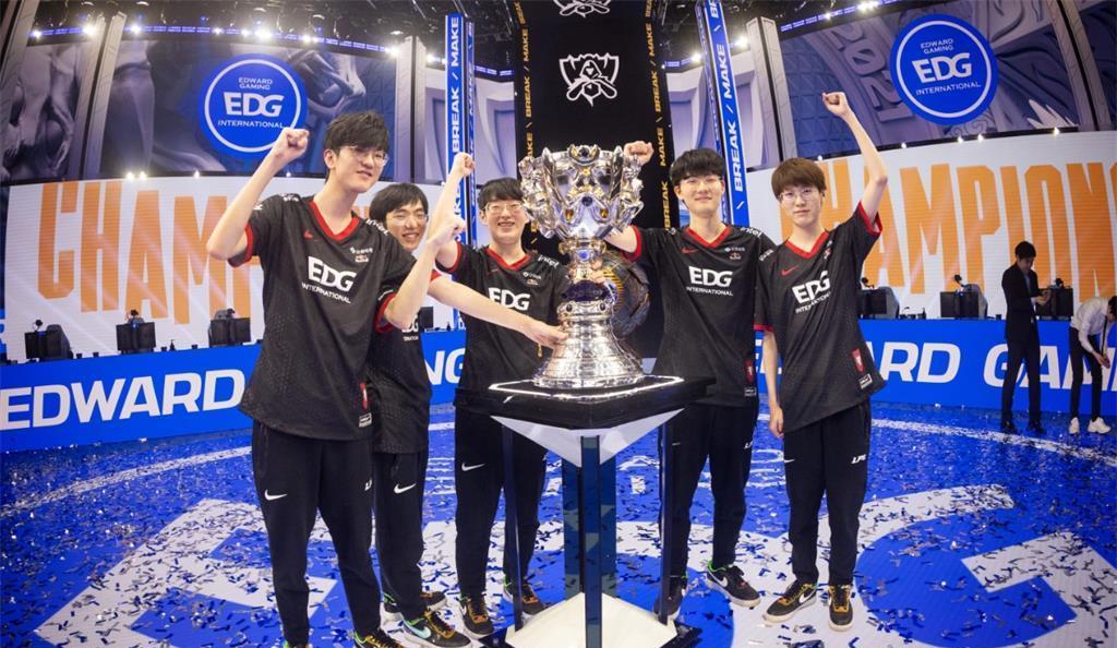 viper: &ldquo;EDG夺冠时, 我们队友脸上能检测出99%幸福度&rdquo;
