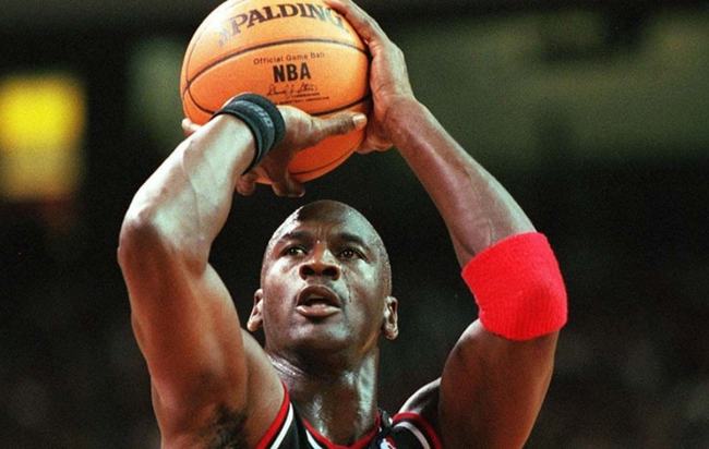 深度分析乔丹大学场均只有177分为何到了nba就突然厉害了