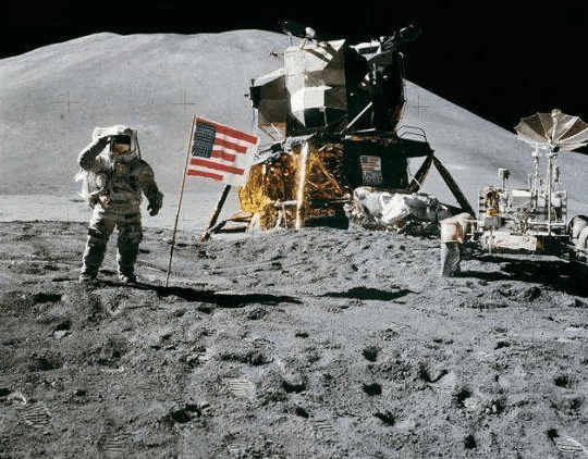 阿波罗18号高清