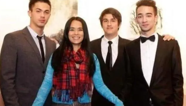 60ΤΨ״: סŦԼլ, ұǰѲ, 3ӳĽ(ǻ,,ΤΨ,ŦԼ,լ,С˵)