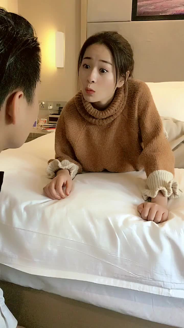 喜欢记得点赞关注后续哈笑龙找了宇婷整整三年了,相遇便是值得开心的