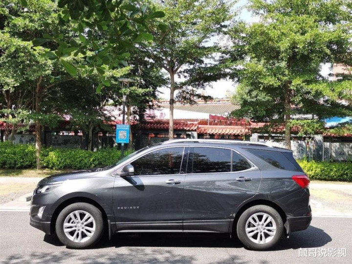 福特探界者 3年车龄 二手车残值10万左右 全网搜