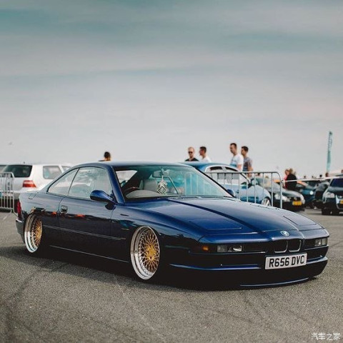 宝马已经注册了8系的各个车型名称:825,830,835,845,850,m850,甚至m8!