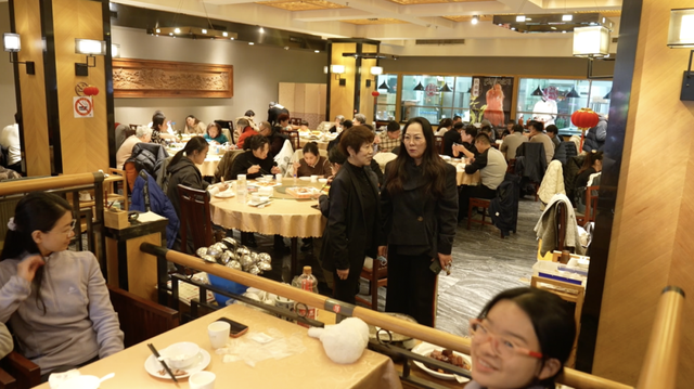 �롶������������ԭ��һ���ƺ�·, ��ʵ������ȵ��Ӿ����?(���� �Ϻ�)
