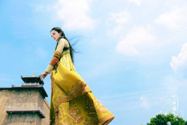 �ɽ�ϵ�е��Ӿ�Ů����Ǩʷ: ���������Խ���Ĵ���֮��(������ɽ�������ͼƬ)