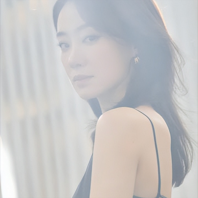 ��С�: �ݼ���������, ʵ����Ů��Ա����֮·(�ڵ�����,�ݼ�,��С�,����������˭)