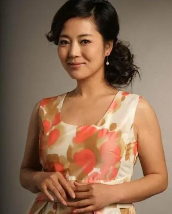 �Ȳ����Ӿ硶��ĸ���顷����Ϊ���绪��ҵת�۵�!(���绪 ��ĸ����)