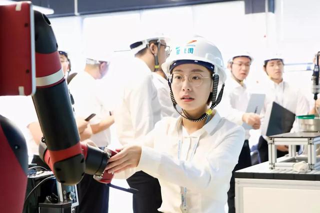 时间 同时传出三个重大喜讯 全世界目光全部看向中国_zzd_学生时代