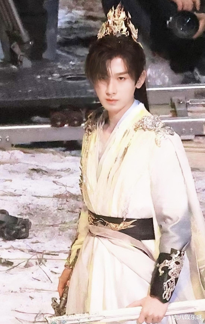 �����¾�·͸��Χ��ʮ��, ������������, �����ٴδ��챬���ɫ(�ڵ�����,����ʱ��,����,��װ����ʲô)