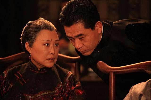 �й���õ�10�����Ӿ�����, Ӻ���������߹�, ��һ���԰�������ʵ(Ӻ������ ��������1566)