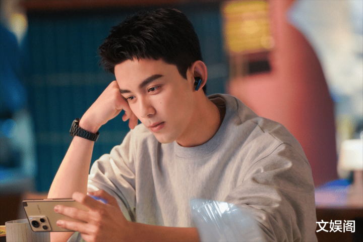 ī���Ǳ��¾��Ȳ�, ��Ա��ֵһ����һ��, �տط��о�׷��