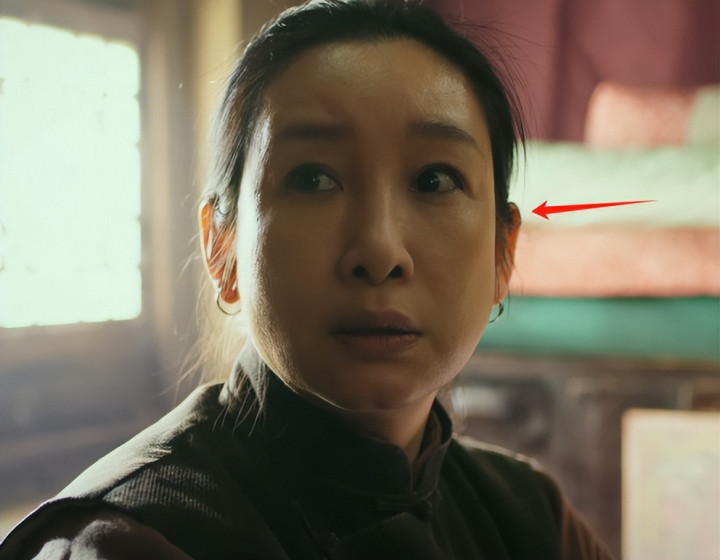 ���ӿ�ս��: �غ�����ƶ���Ϸ, ���Ů����Ȼ����轺���Ա�����(Ӱ�������غ��)