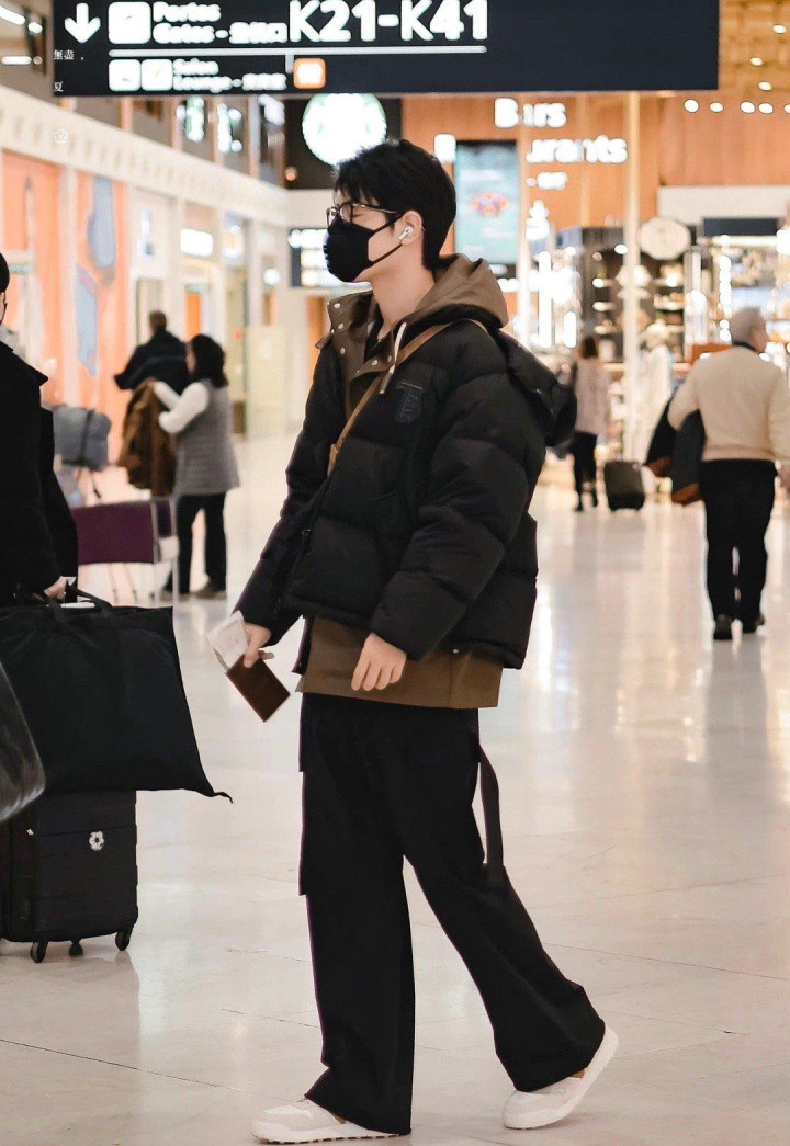 Фս����LOOK���쳱��, ��˿�����¾����