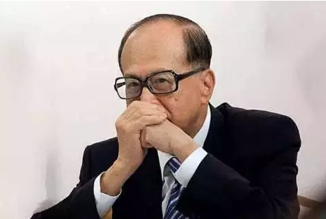 李嘉诚看淡地产 李泽钜: 公司香港所有资产均可出售