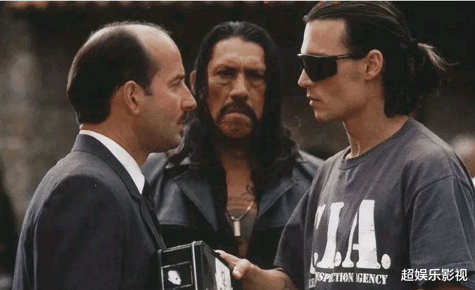 �ʺ�����һ���˶��ڱ����￴�ĵ�Ӱ!