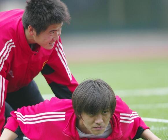 国足新一期集训他将是最大惊喜 辽足名宿将成里皮的左膀右臂!