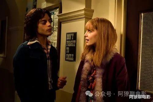 《波西米亚狂想曲》: 在影院里听演唱会是什么感觉?(波西米亚狂想曲 大卫鲍伊)