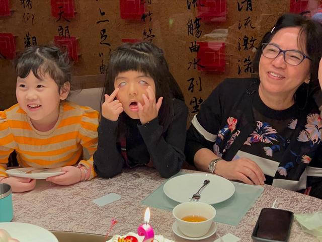 ־ȫΪĸ70! 椷, ϱ(̨ӰǼ־ͼƬ)