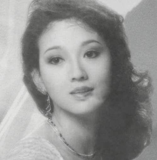 黄恺杰女友正面照曝光, 颜值与年轻时的赵雅芝不分仲伯!