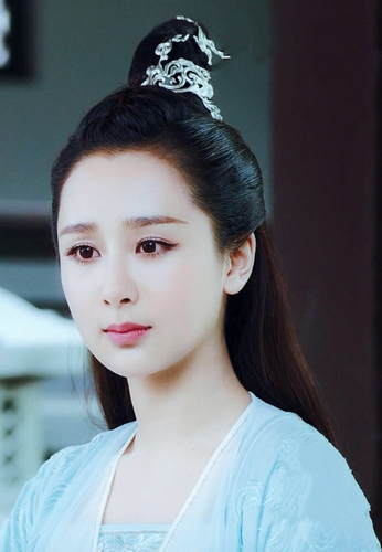 扒一扒娱乐圈圆脸古装女神造型, 她竟最美!