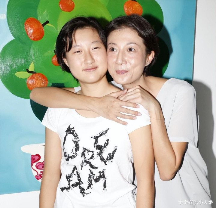 ϲ! СŮϵʽƱ, ĸŮž(ǶС)