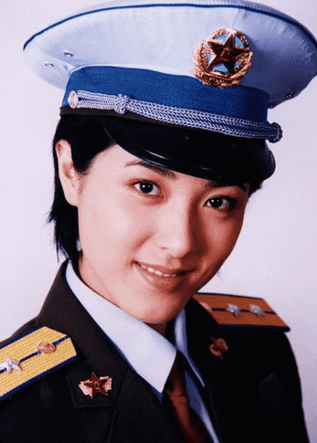 出道17年, 演技不输章子怡, 被称最美校花, 如今却沦为三线演员