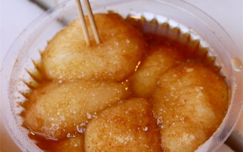 磁器口的鸡杂也是特色小吃之一,又麻又辣,肉口很细腻,虽然材料都不是