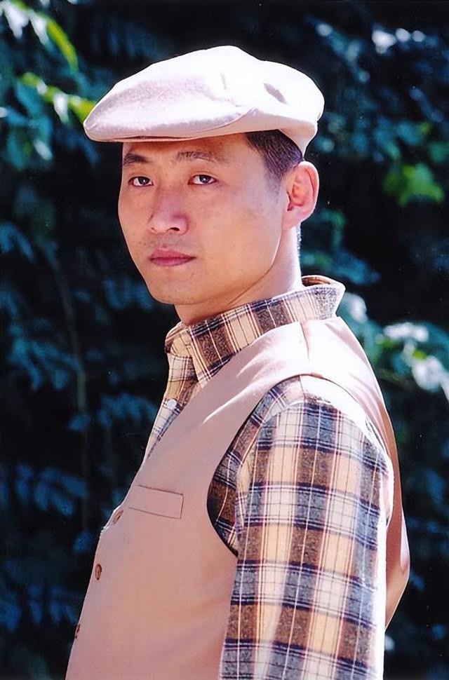 《亮剑》演员对比, 谢宝庆认不出, 孙德胜做丁克, 王有胜英年早逝