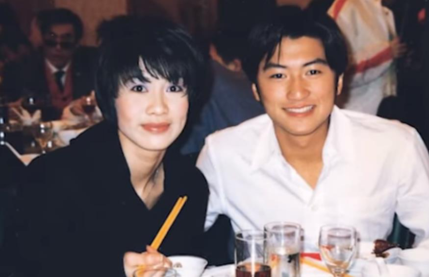 ���ջ��桶�����˲���27��, 6λŮ���Ǹ����޶���Ů, �˷Ѻû���