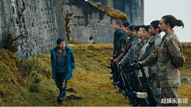 �ʺ�����һ���˶��ڱ����￴�ĵ�Ӱ!