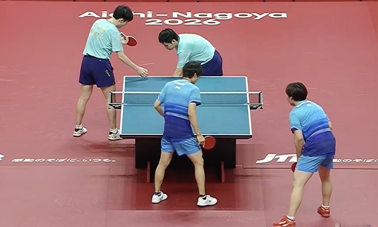 3-1复仇! 林诗栋两局11-3打崩本雅明: 接发不再慢半拍, 国乒拿下开门红