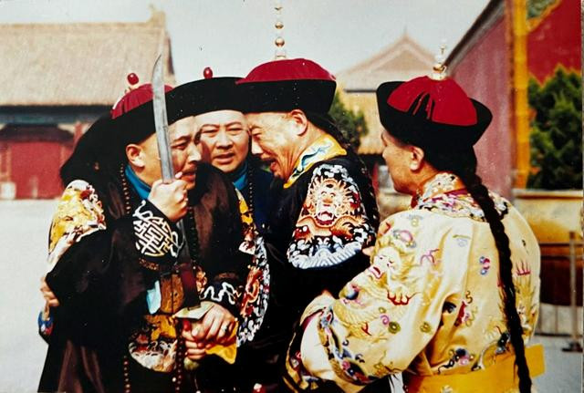 �й���õ�10�����Ӿ�����, Ӻ���������߹�, ��һ���԰�������ʵ(Ӻ������ ��������1566)