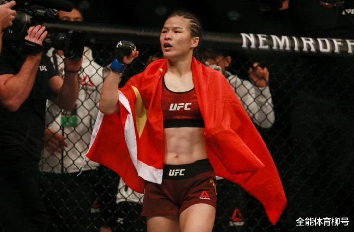 ��ΰ����սUFC����ս, ����ŦԼʱ���㳡���;޷�����, �������־ż��(��ΰ��������ѡ��)