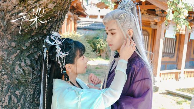 ���硶��Ⱦ����Ѷ��Ƶ����, ��������, ����ħ��(��Ⱦ��˭)