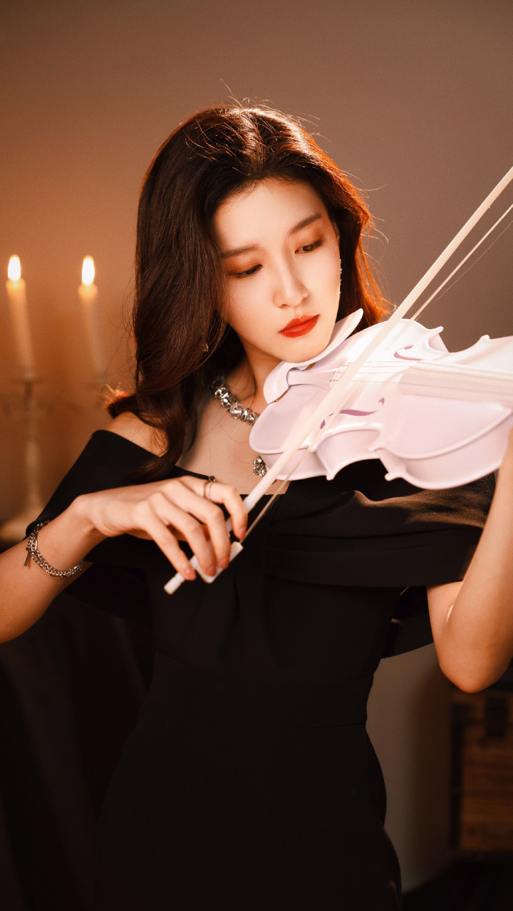 90��Ů��Ա�����(�������ֵ)