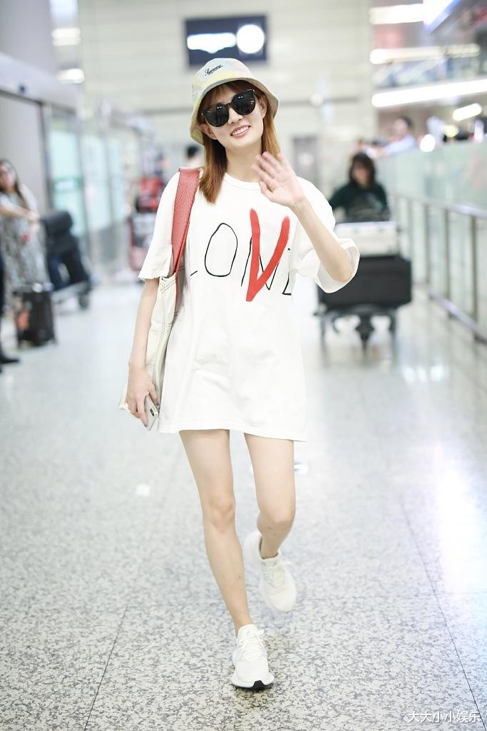 ��V����µķ�������: ����ں��ϵ����ʵ�Ӱ���ϵ�ʱ����ʾ(���ϵ����ʵ�Ӱ�ڼα�)