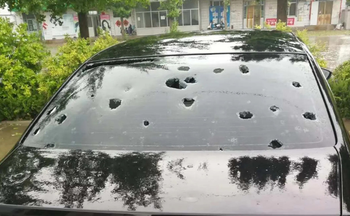 雨季下冰雹 愛車受損別著急走保險 自費維修或許更划算 信息峰 雨季下冰雹 愛車受損別著急走保險 自費維修或許更划算 信息峰