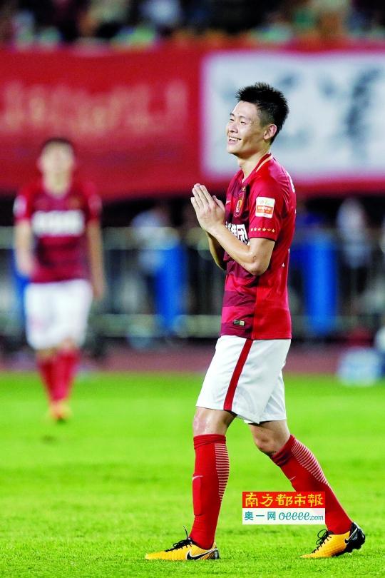 第70分钟替补上场的张文钊奉献了一个助攻一个进球.