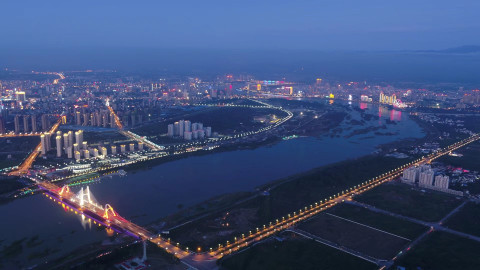 汉中龙岗大桥夜景航拍视频强势来袭! 这就是我们的汉中!