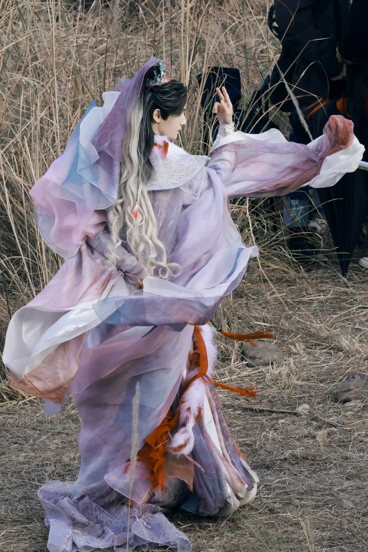 �̡�����¥����, Ф˳Ң����������, ��������������װ��ˮ������