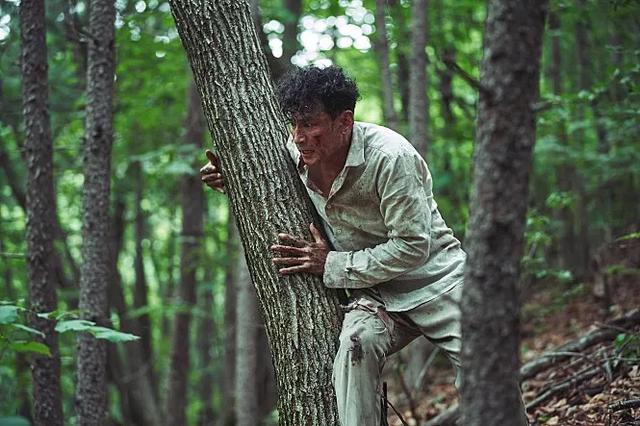 2分, 黄政民生猛新片上映首日就登顶日票房榜首_zzd_学生时代