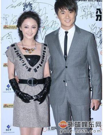 遭父母棒打鸳鸯的情侣 赵薇差点嫁世界冠军